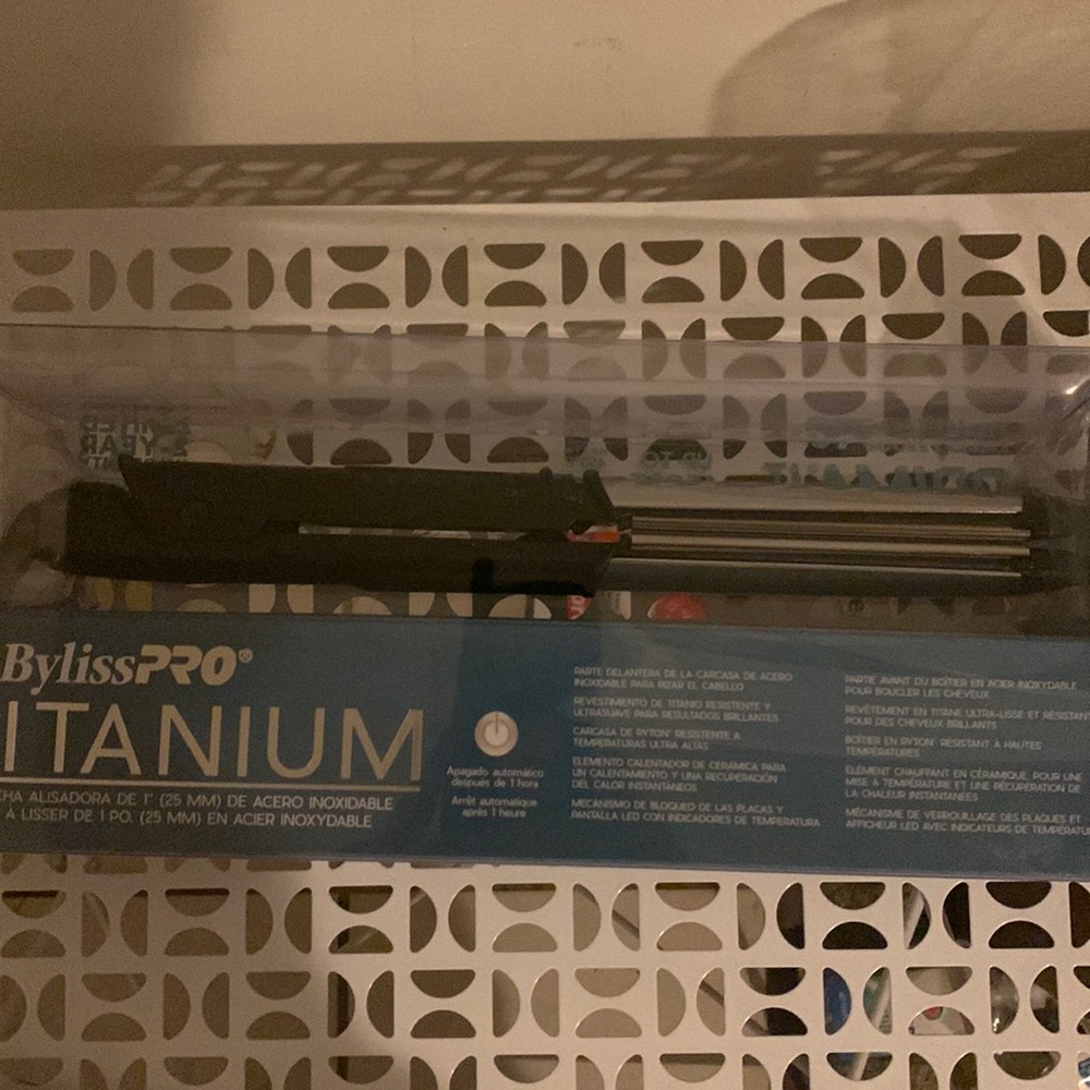 Stainless steel flat iron